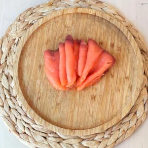 Smoked salmon slices